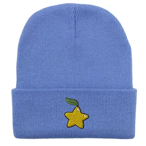 Bonnet en tricot bleu clair avec broderie étoile pour les sports d'hiver en plein air