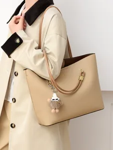 Women's Large Capacity PU Leather Tote Bag Litchi Pattern Urban Minimalist Shoulder Bag With Plush Pendant Commuter Handbag