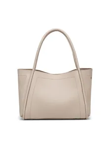 Elegante beige tote tas van generfd leer met brede handvaten en V-vormige stiksels