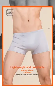 Vue détaillée du boxer en soie respirante pour hommes de couleur violet clair élégant