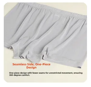 Détail du boxer en soie grise montrant les côtés sans couture et la maille lisse