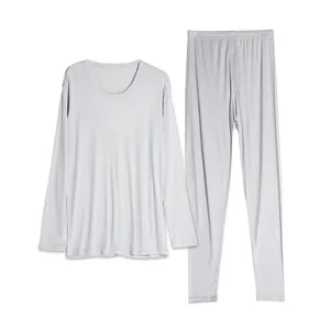 Hellgraues Thermo-Unterwäsche-Set aus Seide mit Langarm-Oberteil und Hose