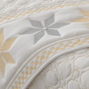 Cojín de sofá bohemio de algodón lavado con bordado de estrellas y textura de ondas