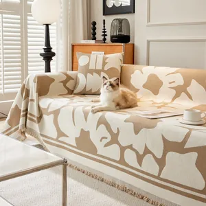 Housse de Canapé en Chenille Jacquard Scandinave Jeté de Protection Motif Grandes Fleurs Avec Glands pour Canapé Meubles Doux Lavable en Machine Anti-Griffures