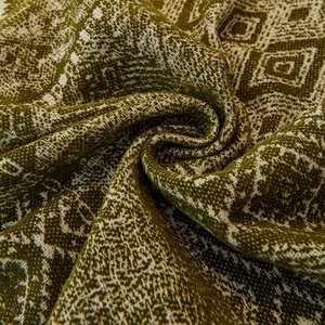 Dicke Bohemian Chenille-Sofadecke mit olivgrünem geometrischem Jacquard-Muster
