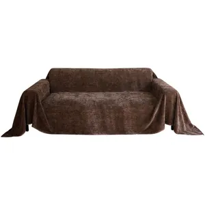 Dunkelbrauner Sofa-Überwurf aus Chenille mit feiner Streifenstruktur für optimalen Schutz