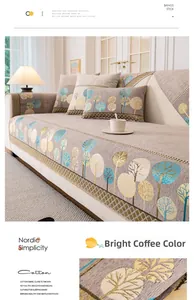 Détail de la housse de canapé nordique en chenille avec motif d'arbre en café clair et coton