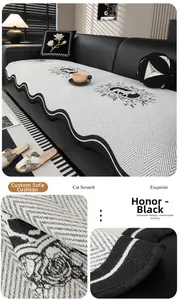 Vue détaillée du coussin de canapé en chenille avec motifs carrosse et bord ondulé