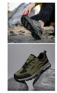 Nahaufnahme grüner Wanderschuhe mit griffiger Gummisohle für beste Traktion im Freien