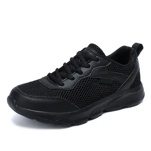 Sneakers nere da donna in mesh traspirante con design basso stringato e dettagli moda