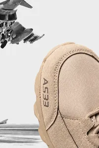 Détail de la botte de combat kaki avec PU spatial, doublure peluche et tige tricotée