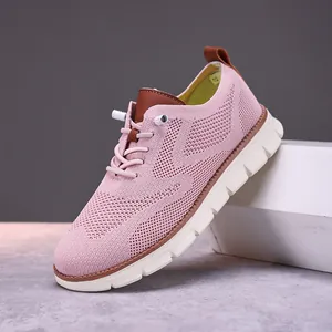 Mocassins décontractés en maille rose pour femme avec semelle blanche antidérapante