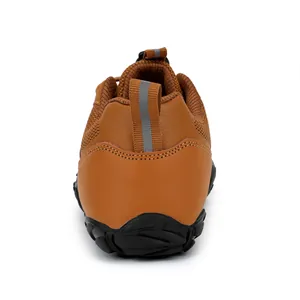 Lichte ademende outdoor waterschoenen in tan en zwart met reflecterende hiellus voor heren