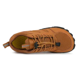 Ademende bruine outdoor wandel- en waterschoenen met mesh en elastische veters