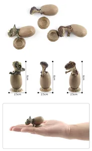 Detailed size view of hatching dinosaur egg models showing 6cm height and 2.5cm base
