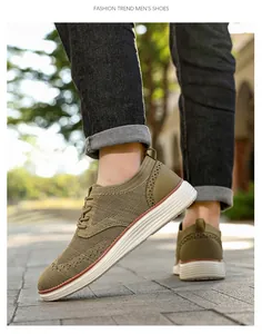 Detailansicht der khakifarbenen Strickschuhe mit atmungsaktivem Mesh und weißer Sohle
