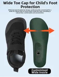 Détail de la pointe large et de la forme de chaussure verte pour chaussures pieds nus enfant