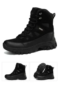 Detail der wasserdichten taktischen Stiefel mit rutschfester Gummisohle und Zehenschutz