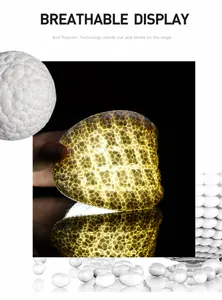 Makro-Detail von transluzentem ETPU Popcorn-Material mit hoher Elastizität und Textur
