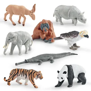 Realistische 8-delige set Aziatische wilde dierenfiguren met olifant, tijger en panda