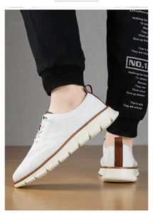 Atmungsaktive weiße Strick-Loafer für Herren mit rutschfester Sohle und Fersendetail