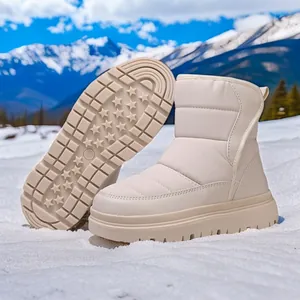Bottes de neige matelassées beige enfant avec semelle épaisse antidérapante et fourrure