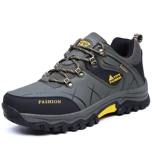 Scarpe da trekking da uomo in verde oliva e nero con suola in gomma antiscivolo
