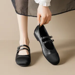 Ballerines Mary Jane noires de style français à bout rond et doubles brides femme