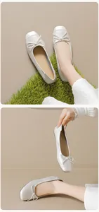 Detalle de bailarinas trenzadas color crema con punta cuadrada y lazo suave