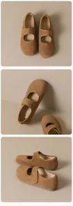 Vue triple de babies en daim marron avec bandes velcro et bout rond pour femme