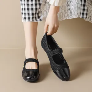 Ballerines Mary Jane noires classiques en tweed et cuir verni au style français