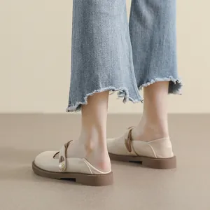 Zapatos Mary Jane beige con plataforma, hebilla de perla y punta redonda mujer