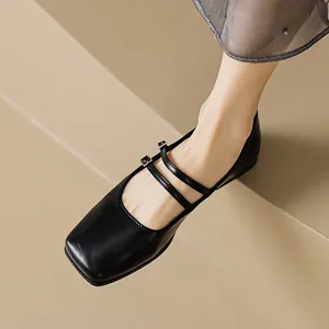 Französische Retro Mary Jane Ballerinas für Damen mit eckiger Zehenkappe in Mattschwarz