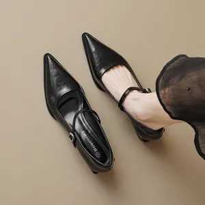Zapatos Mary Jane con Punta Estrecha de Estilo Vintage Francés para Mujer Elegantes Tacones Altos con Tacón de Bloque en Microfibra Plata Negro