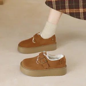 Stivali con zeppa da donna in pelle scamosciata marrone con fodera calda e velcro
