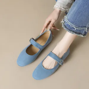 Ballerines Mary Jane bleu clair vintage français avec semelle souple et boucle argent