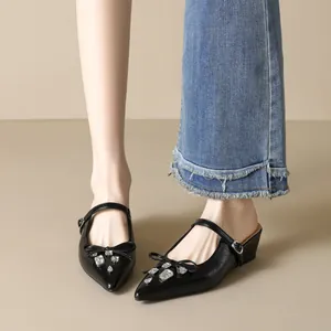 Elegante schwarze spitze Mary Jane Mules mit Schleife und Kristallsteinen für Damen