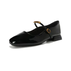 Klassieke zwarte lakleren Mary Jane schoenen met vierkante neus en blokhak