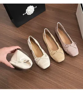 Flexible flache Ballett-Schuhe mit Schleife und einer ultraweichen faltbaren Gummisohle