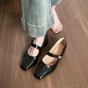 Classic black patent leather Mary Jane shoes with square toe and block heels for women