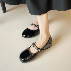 Ballerine Mary Jane argento stile francese con zeppa interna e cinturino in metallo