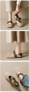 Vues détaillées des ballerines Mary Jane beige avec bride marron et boucle en argent
