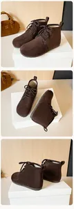 Vues détaillées de bottines à lacets en daim marron avec doublure chaude en polaire