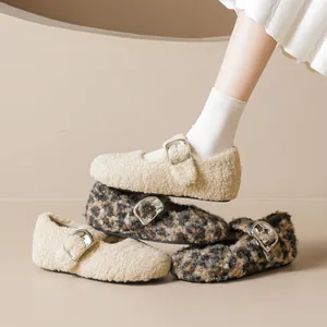 Ballerine Mary Jane foderate in beige e stampa leopardata con fibbia in metallo regolabile