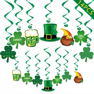 Detalle de 14 piezas de espirales de San Patricio con tréboles y colgantes de papel
