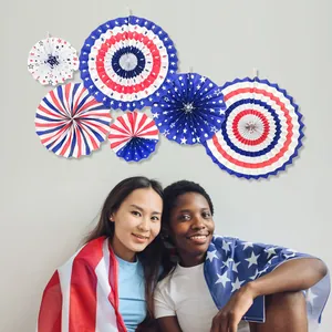 Set de 6 abanicos de papel patrióticos americanos con diseños de estrellas y rayas azules