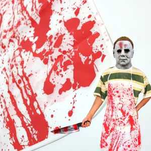 Dettaglio del grembiule insanguinato Michael Myers e coltello per costume di Halloween