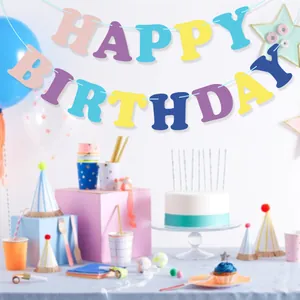 Banderole joyeux anniversaire macaron coloré pour décoration de fête de princesse