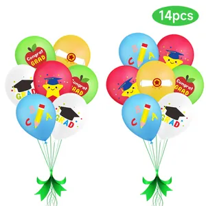 Set de 14 ballons de remise des diplômes colorés avec texte Congrat Grad et icônes