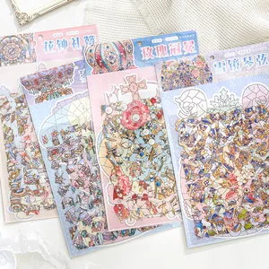 Vintage puzzelstickerset met geïllustreerde scènes voor scrapbooking en knutselen